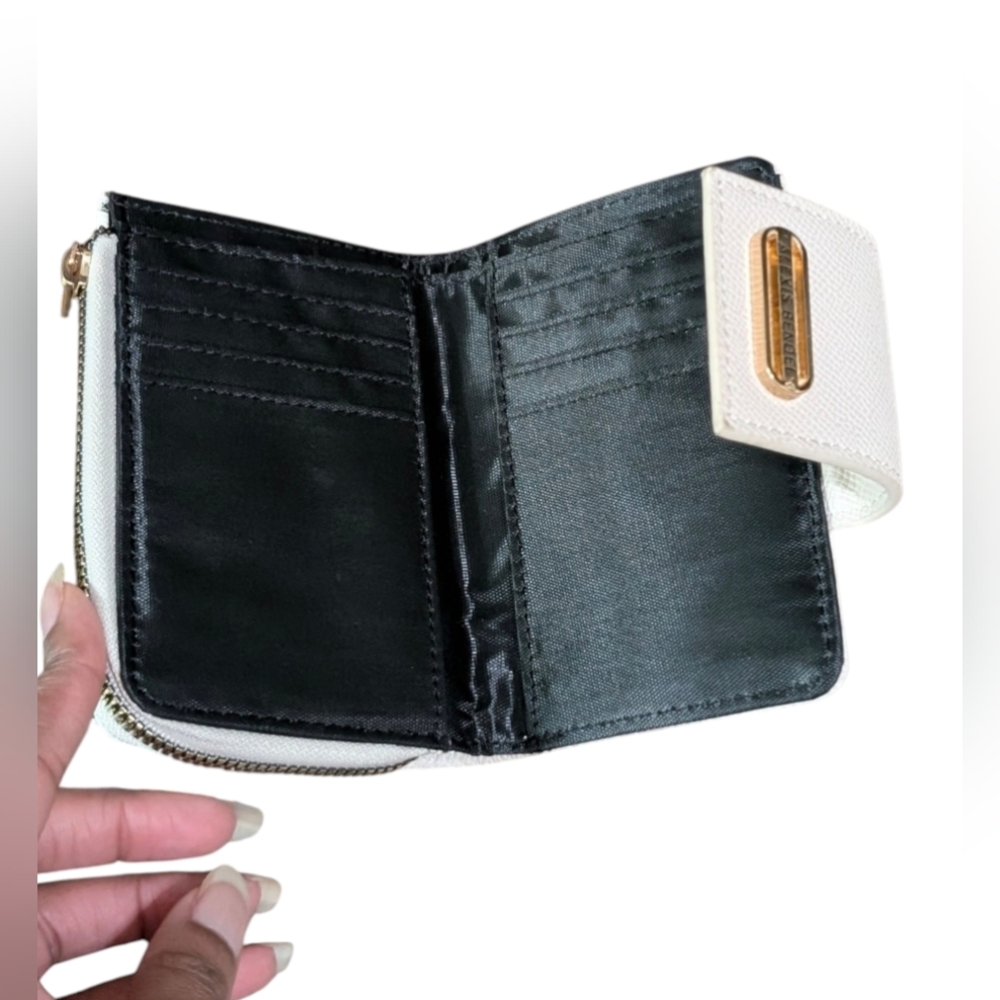 Alexis Bendel Cream Wallet - Picture 3 of 4